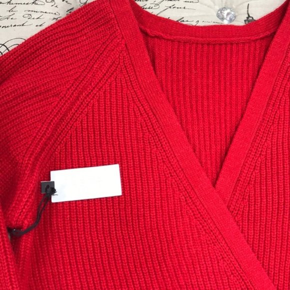 ASTR the Label Serena V-Back Sweater - Picture 7 of 8